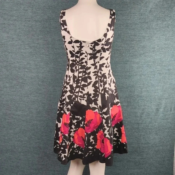 Nine West Poppy Dress, Fit And Flare, Very Cute! - Picture 9 of 13